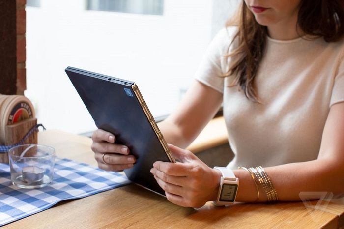 聯(lián)想正在開(kāi)發(fā)Yoga Book變形本的繼任者